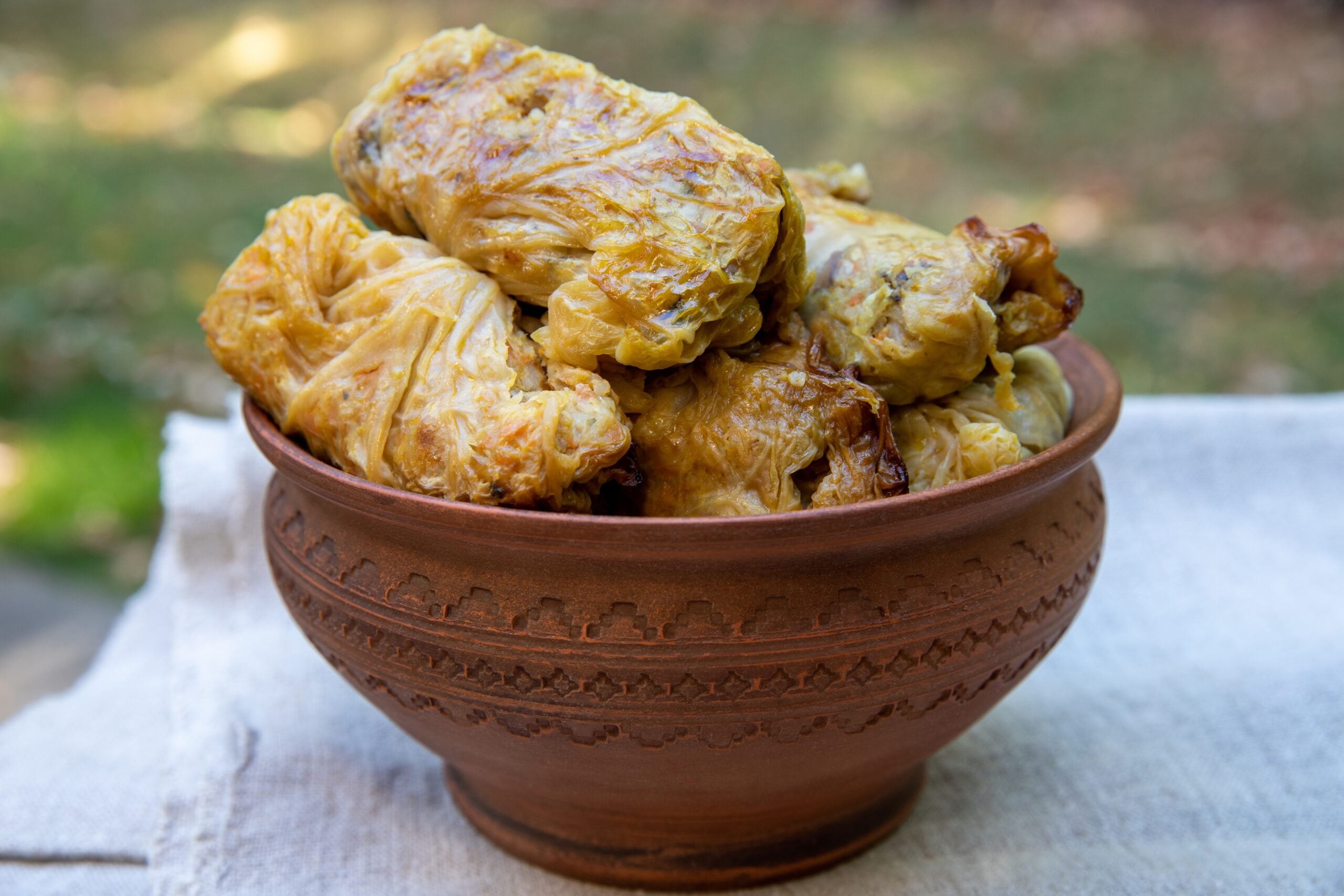 Ushqimi Shqiptar: Udhëzuesi i Plotë për Kuzhinën Tradicionale, Pjatat dhe Recetat Ikonike