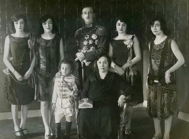 1920s studio portrait of members of the House of Zogu, the Albanian royal family
